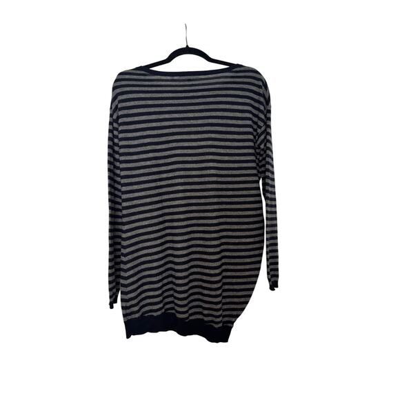 Vince Black Gray Striped 100% Cashmere Crewneck Sweater Womenโs Size Small - Picture 1 of 4